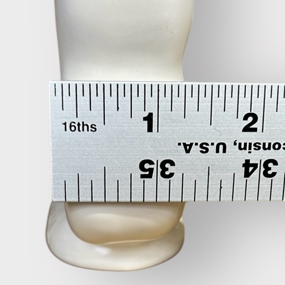 STUDIO CERAMICS White Maori Hei-Tiki 7" Statue Figurine Kiwiana New Zealand - Picture 8 of 9